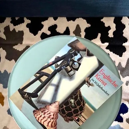 Grosses Mit Aussichtsbalkon